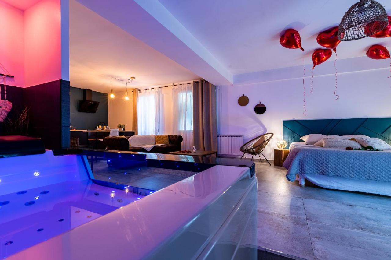 Suite And Spa 21 Digione Esterno foto
