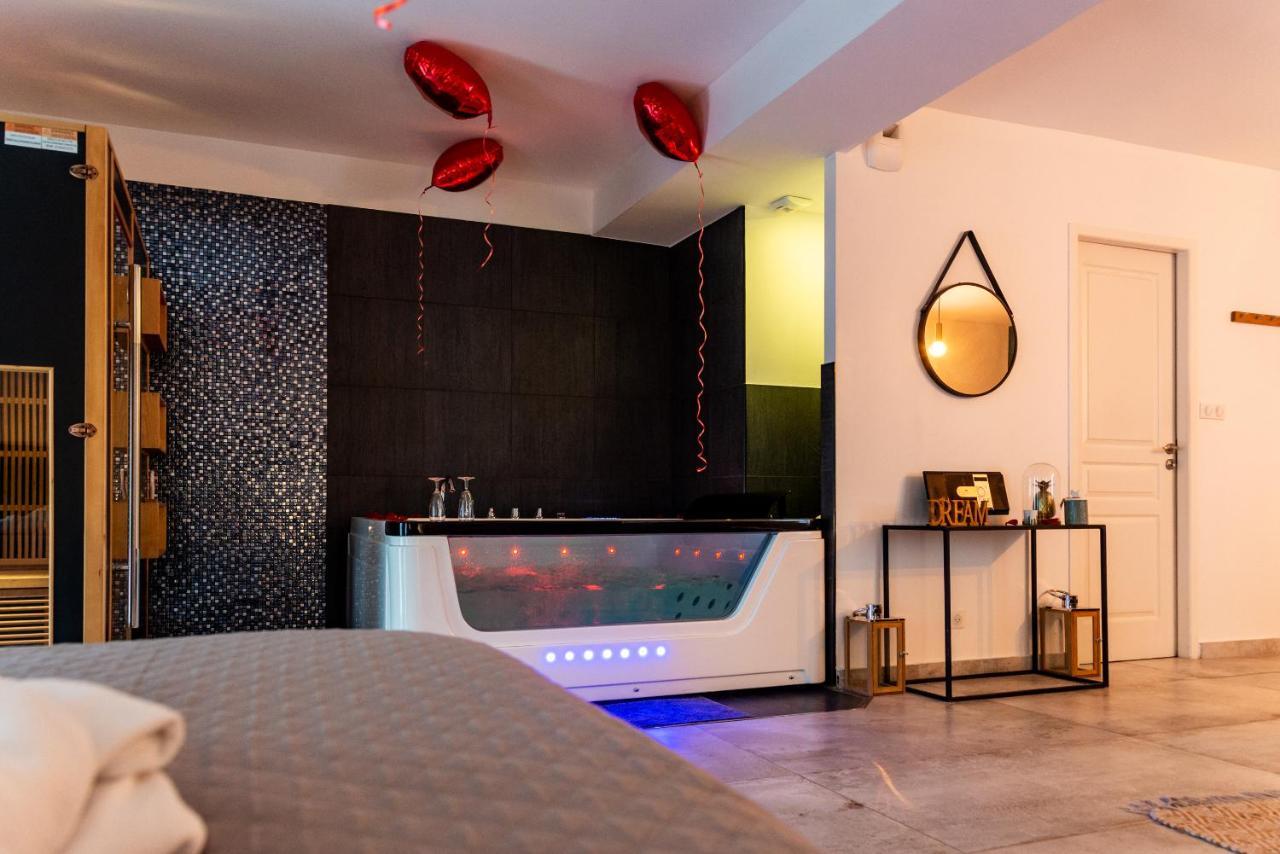 Suite And Spa 21 Digione Esterno foto