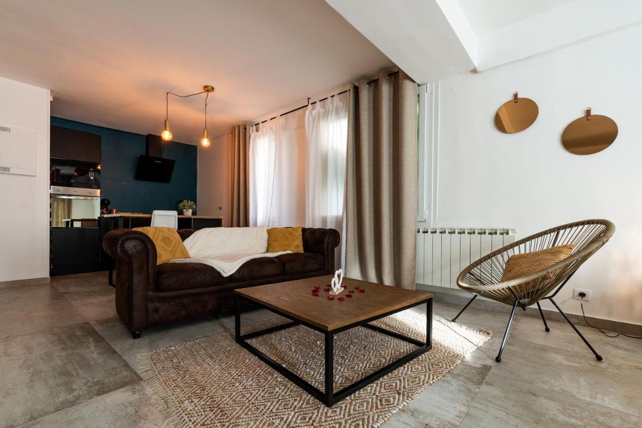 Suite And Spa 21 Digione Esterno foto