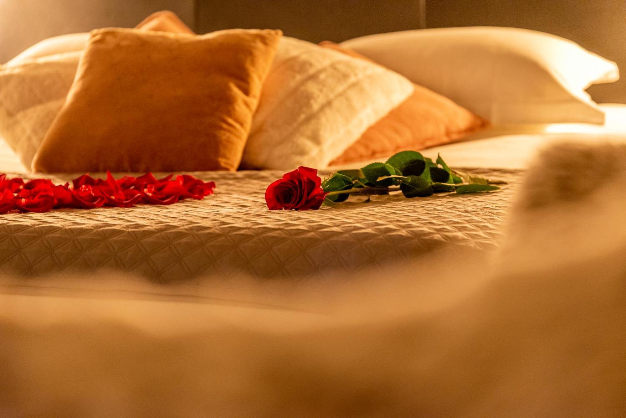 Suite And Spa 21 Digione Esterno foto